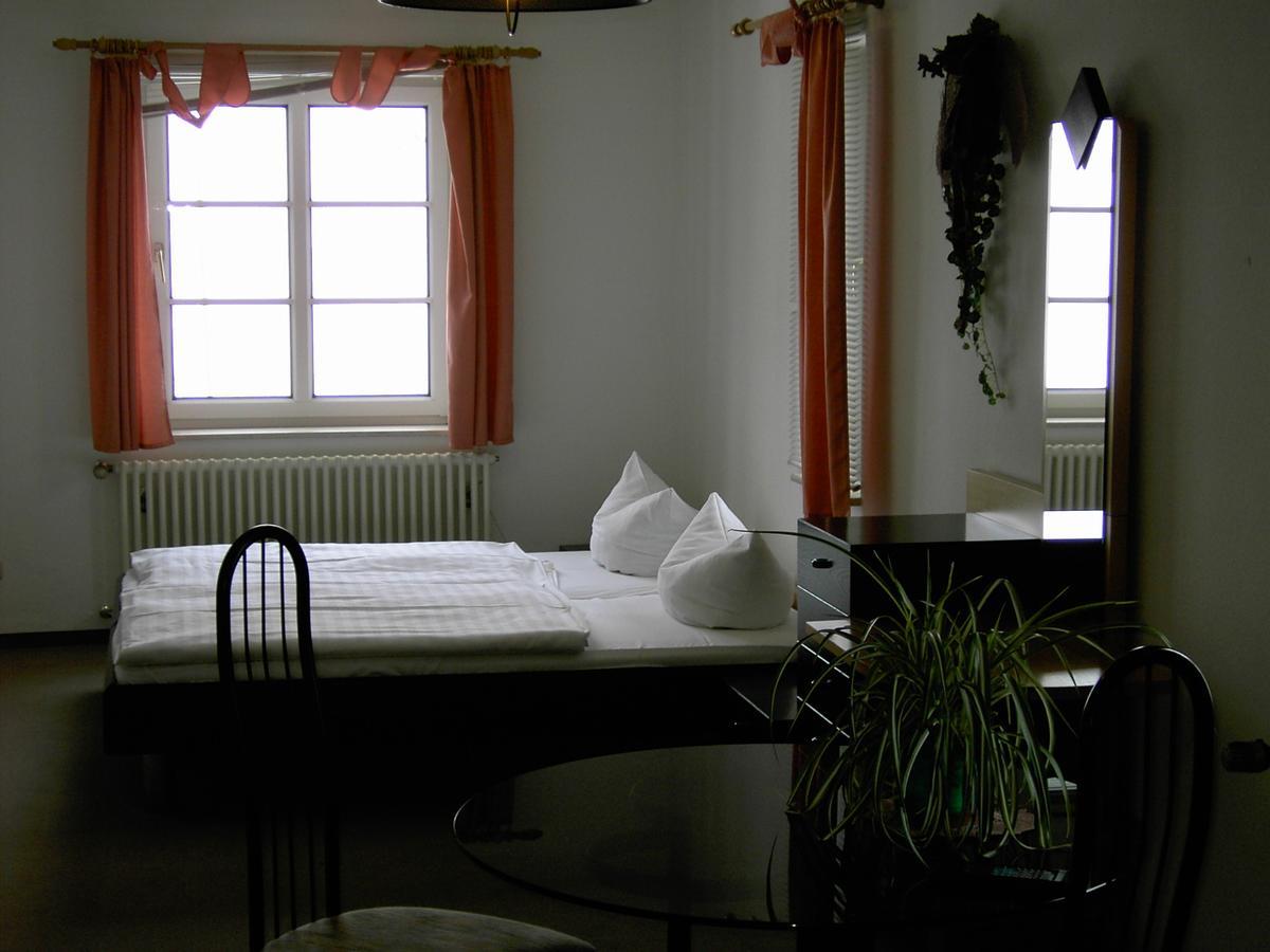 Landhotel Am Fuchsbach Berga  Eksteriør bilde